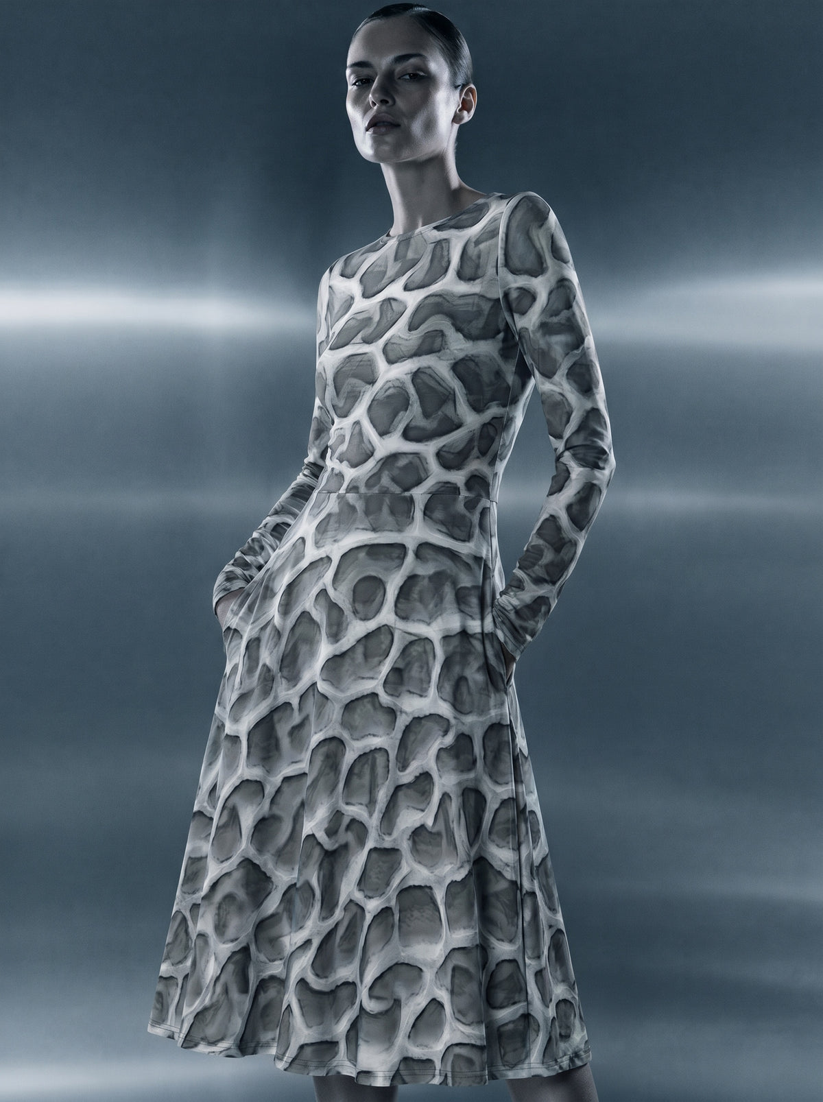 ANSO Cellular Mesh Midi Dress